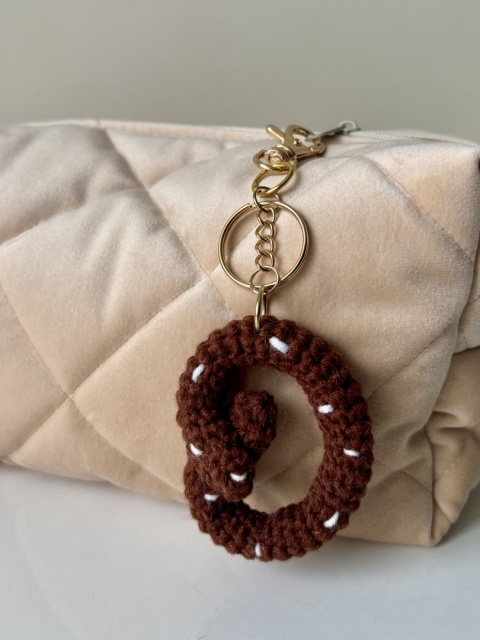 Brelok szydełkowy PRECEL