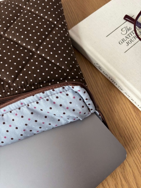 Etui na laptopa bawełniane BROWN DOTS