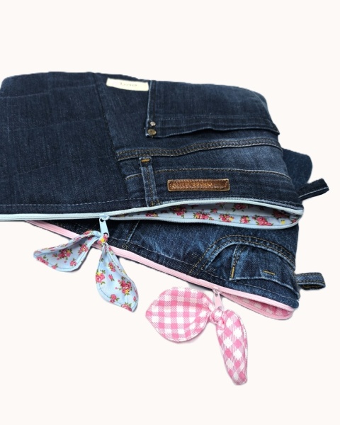 Etui na tablet UPCYCLED JEANS Słodka łączka