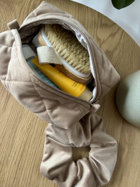 Kosmetyczka welurowa BOX BEIGE VELVET M