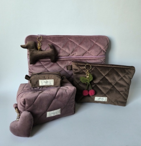 Saszetka welurowa BROWN VELVET L