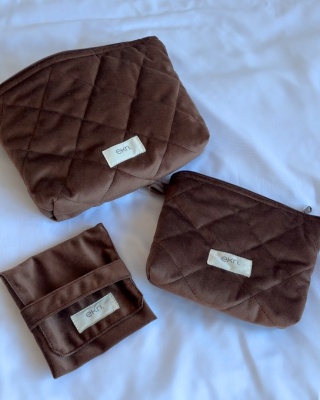 Saszetka welurowa BROWN VELVET S